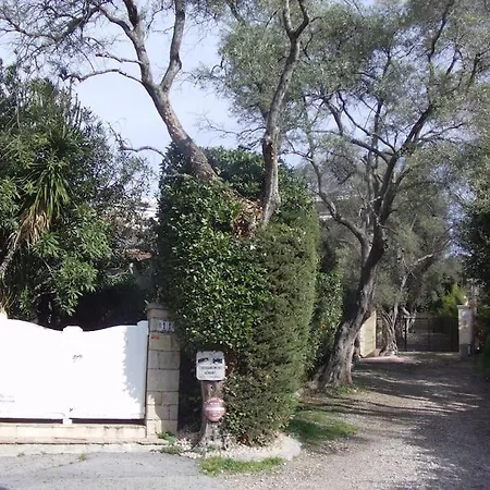 빌라 Avec Piscine Privee A Les Pins *