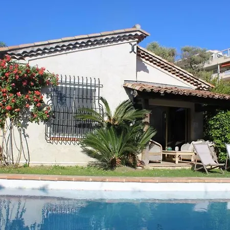 빌라 Avec Piscine Privee A Les Pins *