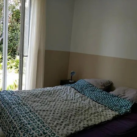 Avec Piscine Privee A Les Pins Вілла Жюан-ле-Пен