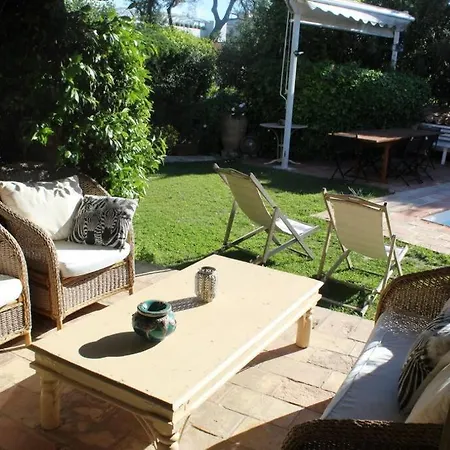 Βίλα Avec Piscine Privee A Les Pins *