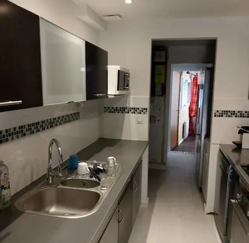 Avec Piscine Privee A Les Pins