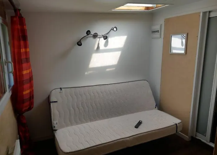 Avec Piscine Privee A Les Pins