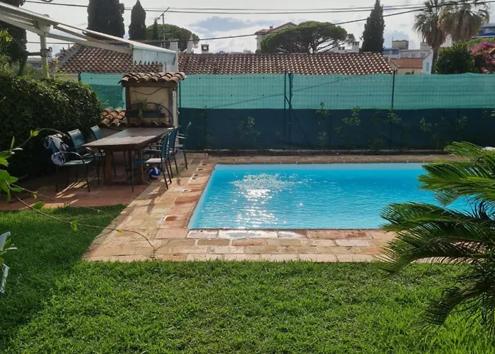 Avec Piscine Privee A Les Pins Ζουάν λε Πιν